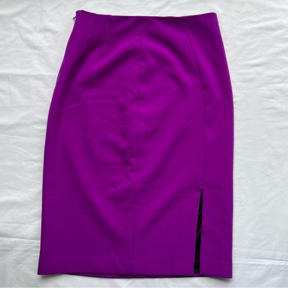 Ellen Tracy fuschia pencil straight skirt size 2 - Picture 2 of 9